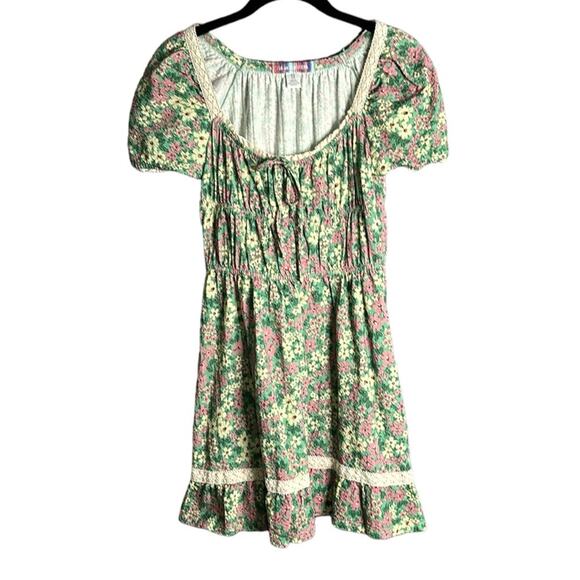 Urban Outfitters Pink and Green Floral Boho Short Sleeve Dress Size XS - Picture 1 of 8